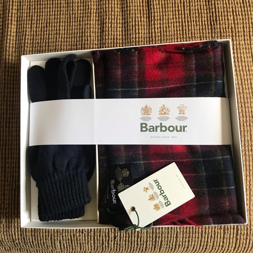 BARBOUR GLOVES AND SCARF SET - LARGE